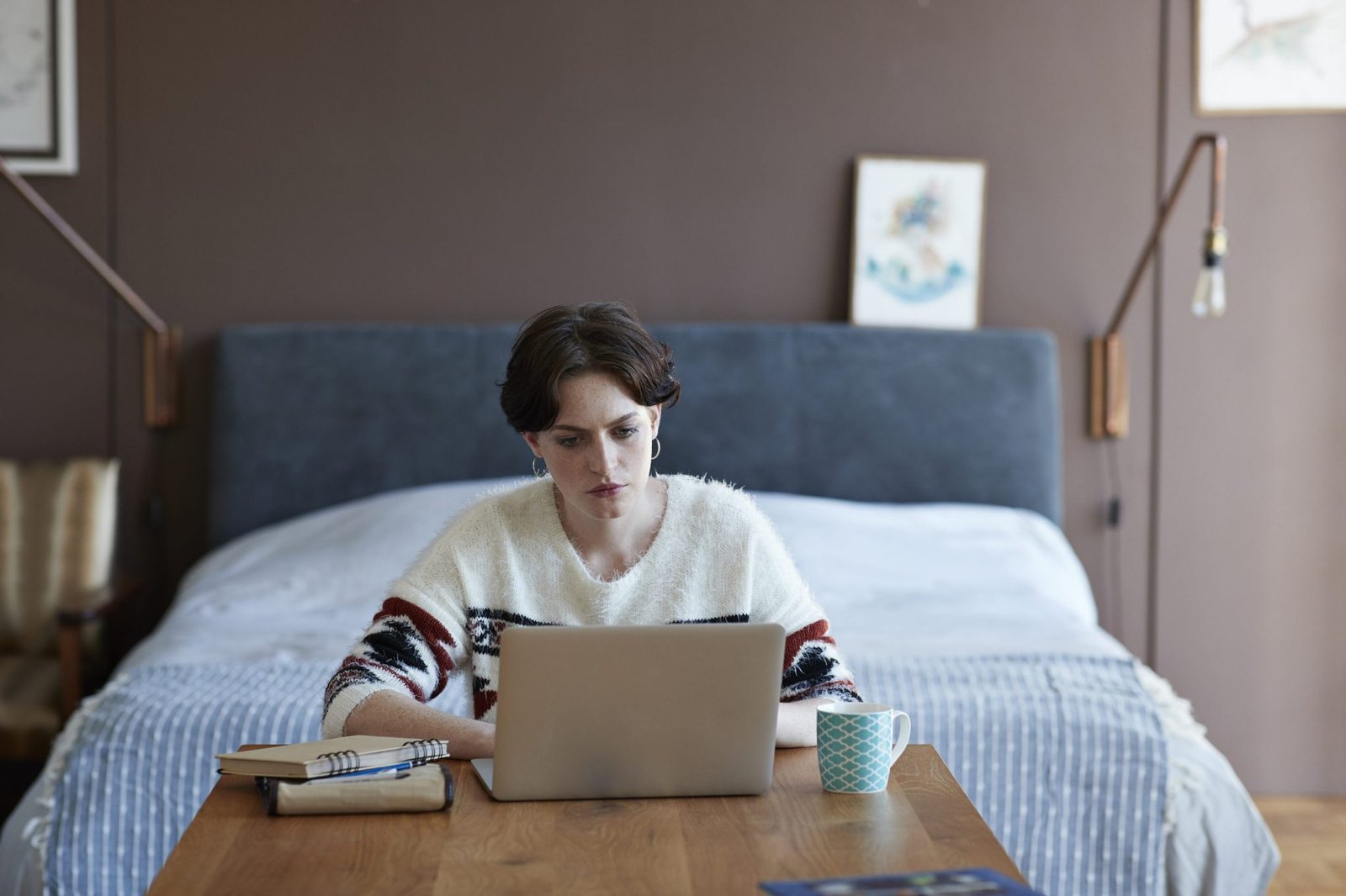 Maximize bonus offers and sign-up bonuses.